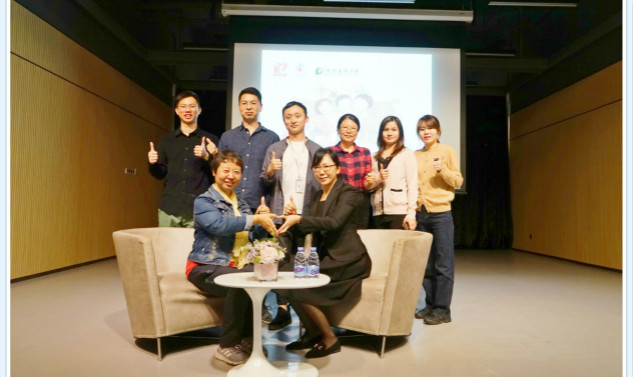 “亲子阅读的神奇魔力”——荣超·首彩善美童心亲子公益讲座