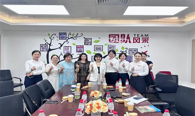 荣超公益组织举办亲子教育公益讲座